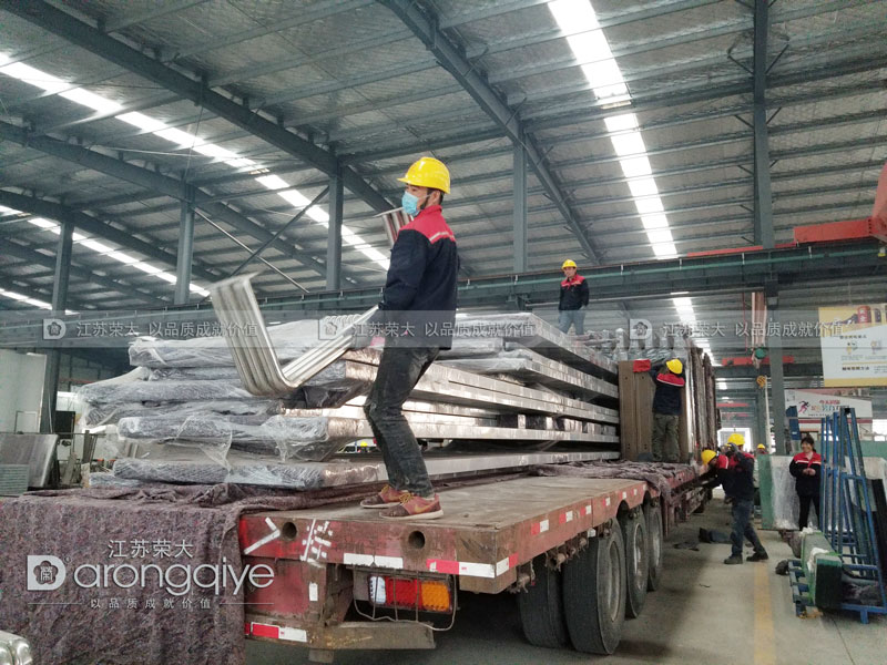 天津第二批仿古候車(chē)亭發(fā)貨